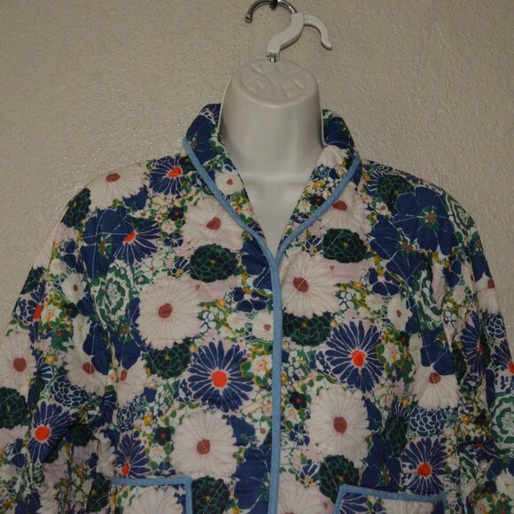 NWT $382 By Trovata Birds of Pardise August Quilted Medley Floral Jacket - Picture 3 of 8